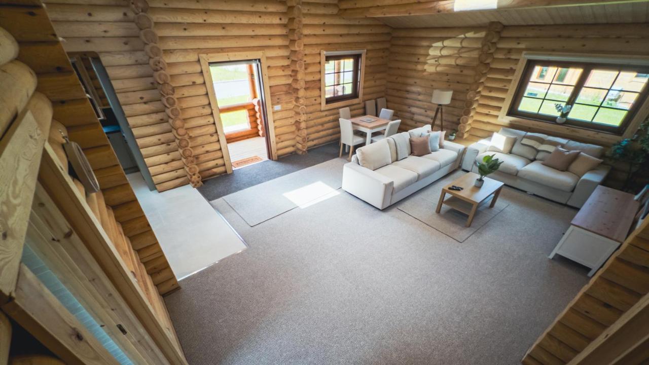 Aspen Lodge, Amazing New Log Cabin With Hot Tub - Sleeps 6 - Felmoor Park Morpeth Extérieur photo