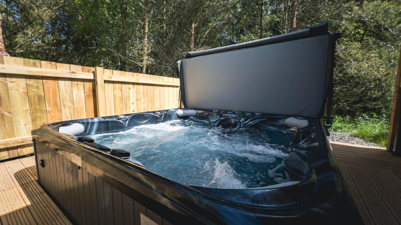 Aspen Lodge, Amazing New Log Cabin With Hot Tub - Sleeps 6 - Felmoor Park Morpeth Extérieur photo