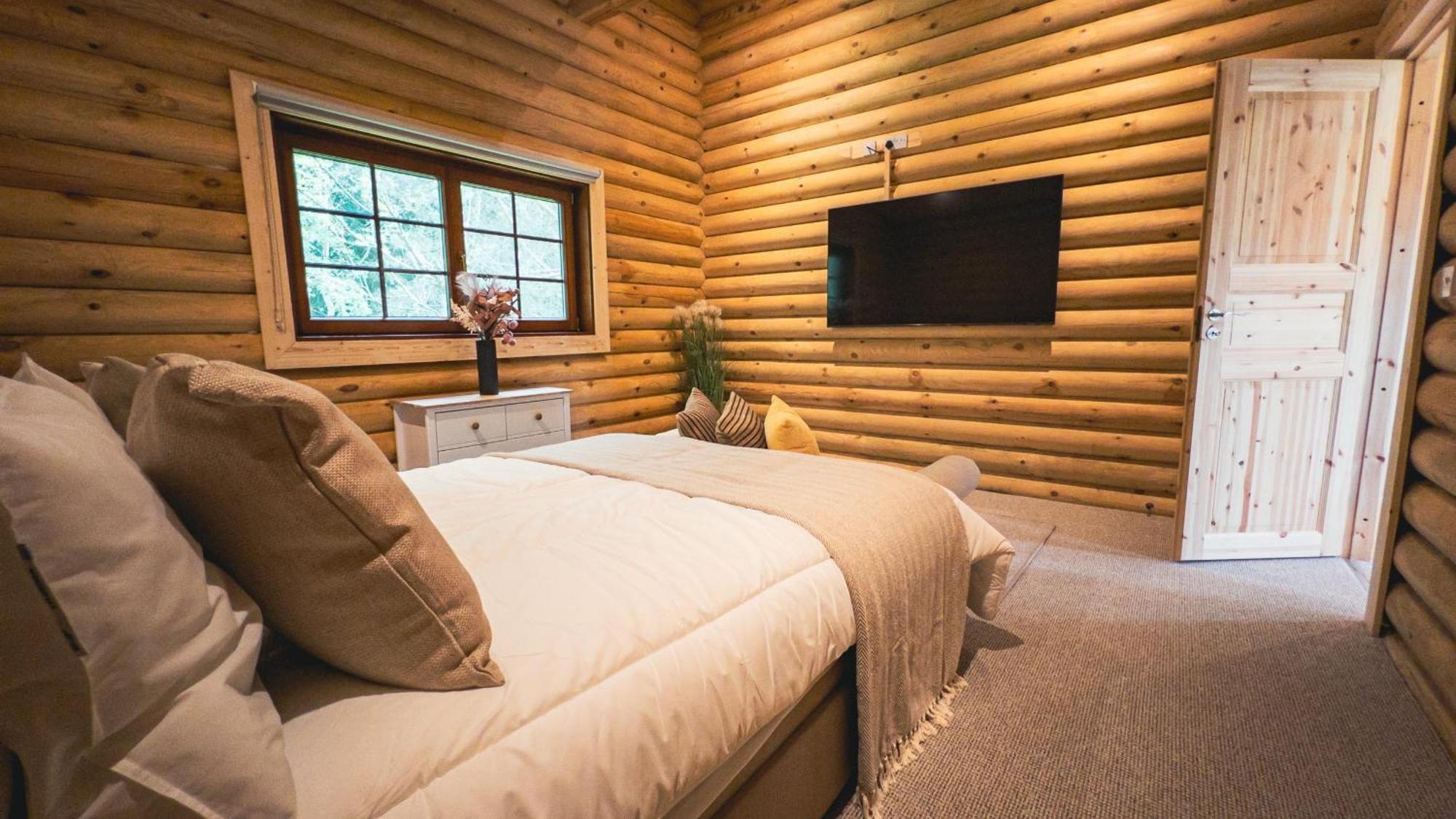 Aspen Lodge, Amazing New Log Cabin With Hot Tub - Sleeps 6 - Felmoor Park Morpeth Chambre photo